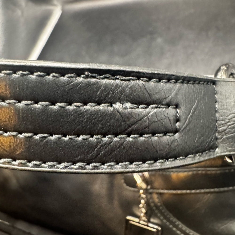 Nine West Gun Metal Shoulder Bag  Y2K  6” H x 15” L Classic Work Professional - Picture 7 of 16
